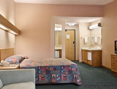 Travelodge Indianapolis Castleton Szoba fotó